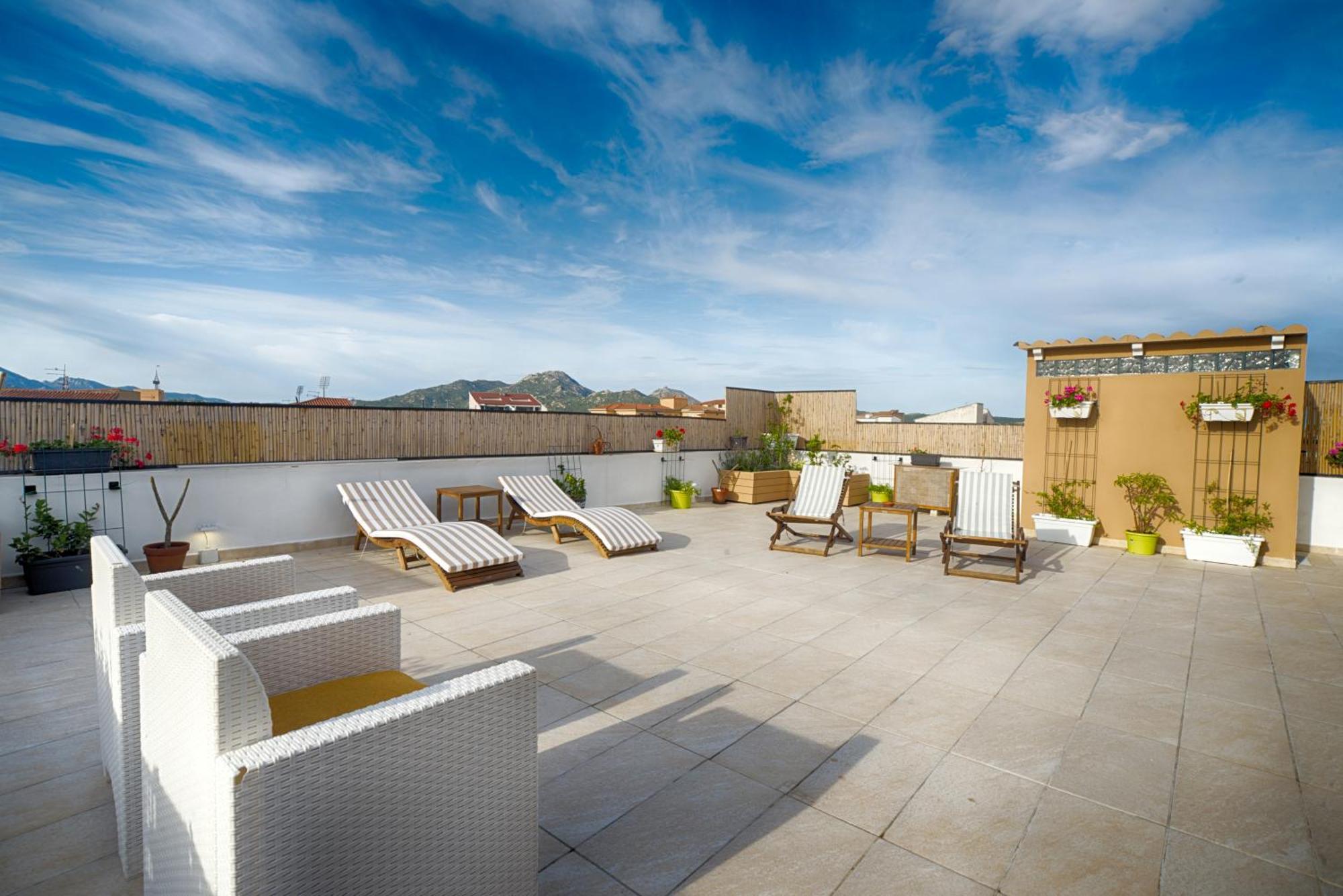 Terrace Rooms Olbia Center Exteriör bild