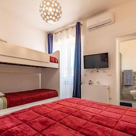 Terrace Rooms Olbia Center Rum bild